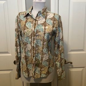 Columbia Woman’s snap long sleeve blouse Sz Med